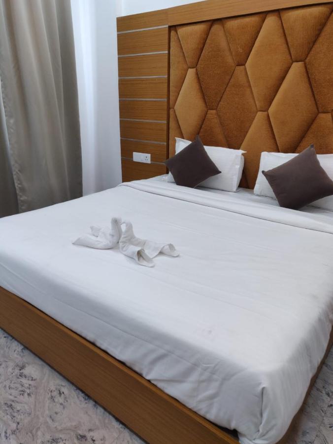 Hotel Virasat By Bookingcare Chhatarpur Esterno foto