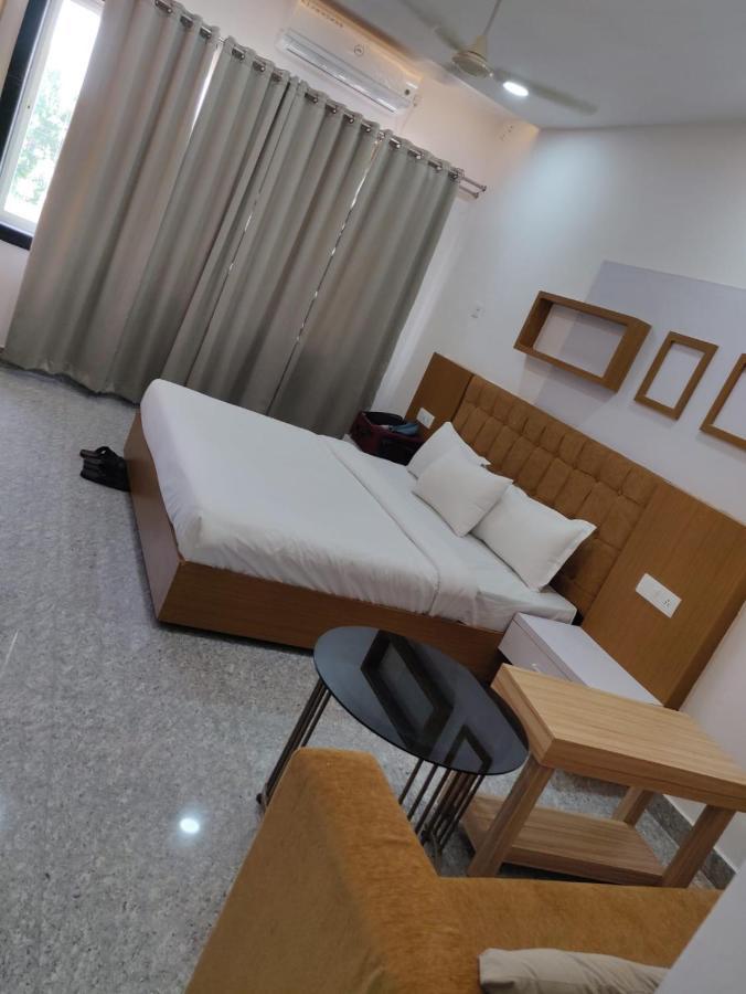 Hotel Virasat By Bookingcare Chhatarpur Esterno foto