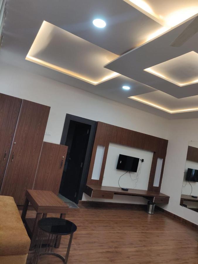 Hotel Virasat By Bookingcare Chhatarpur Esterno foto