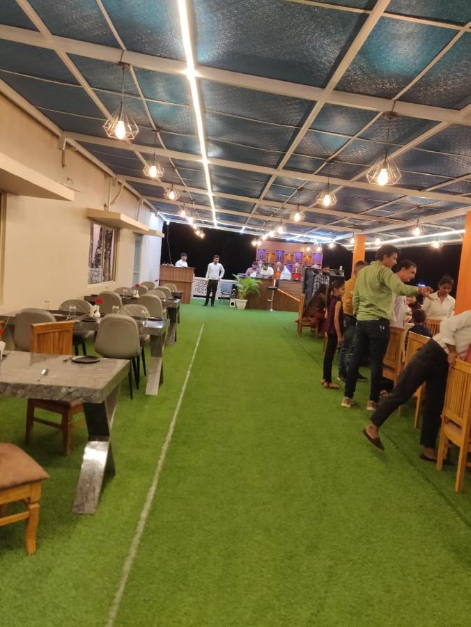 Hotel Virasat By Bookingcare Chhatarpur Esterno foto